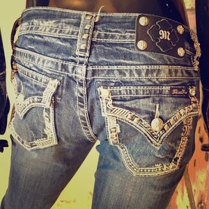 Ladies Miss Me jeans. Size 28/34